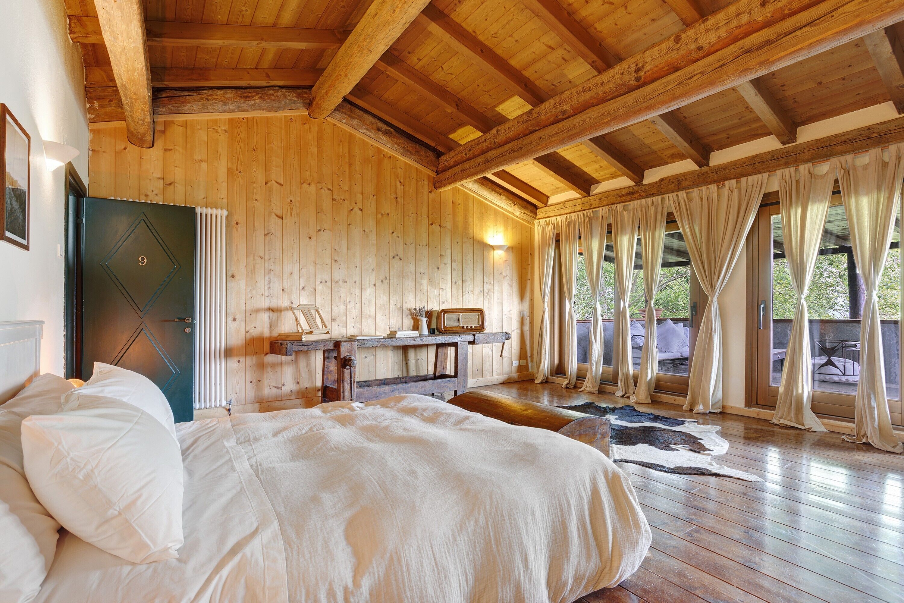 6 Schlafzimmer, Bügeleisen/Bügelbrett, kostenloses WLAN, Bettwäsche