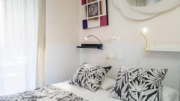 1 bedroom, free WiFi, bed sheets