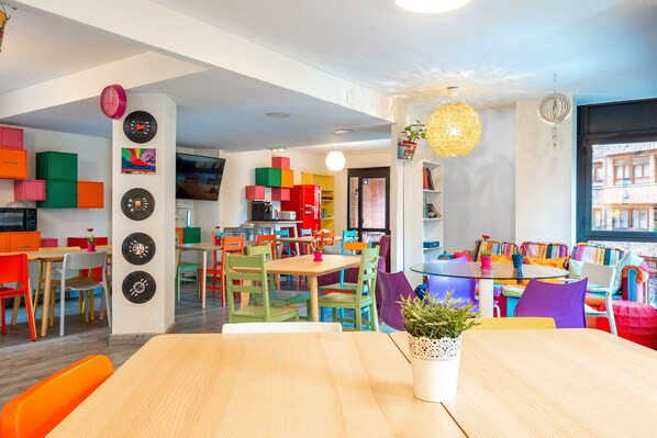 Dining - Room 'Gijón' with Private Terrace and Wi-Fi (Unknown)