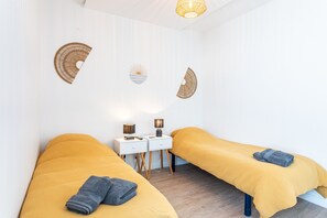 3 habitaciones, tabla de planchar con plancha y wifi gratis 