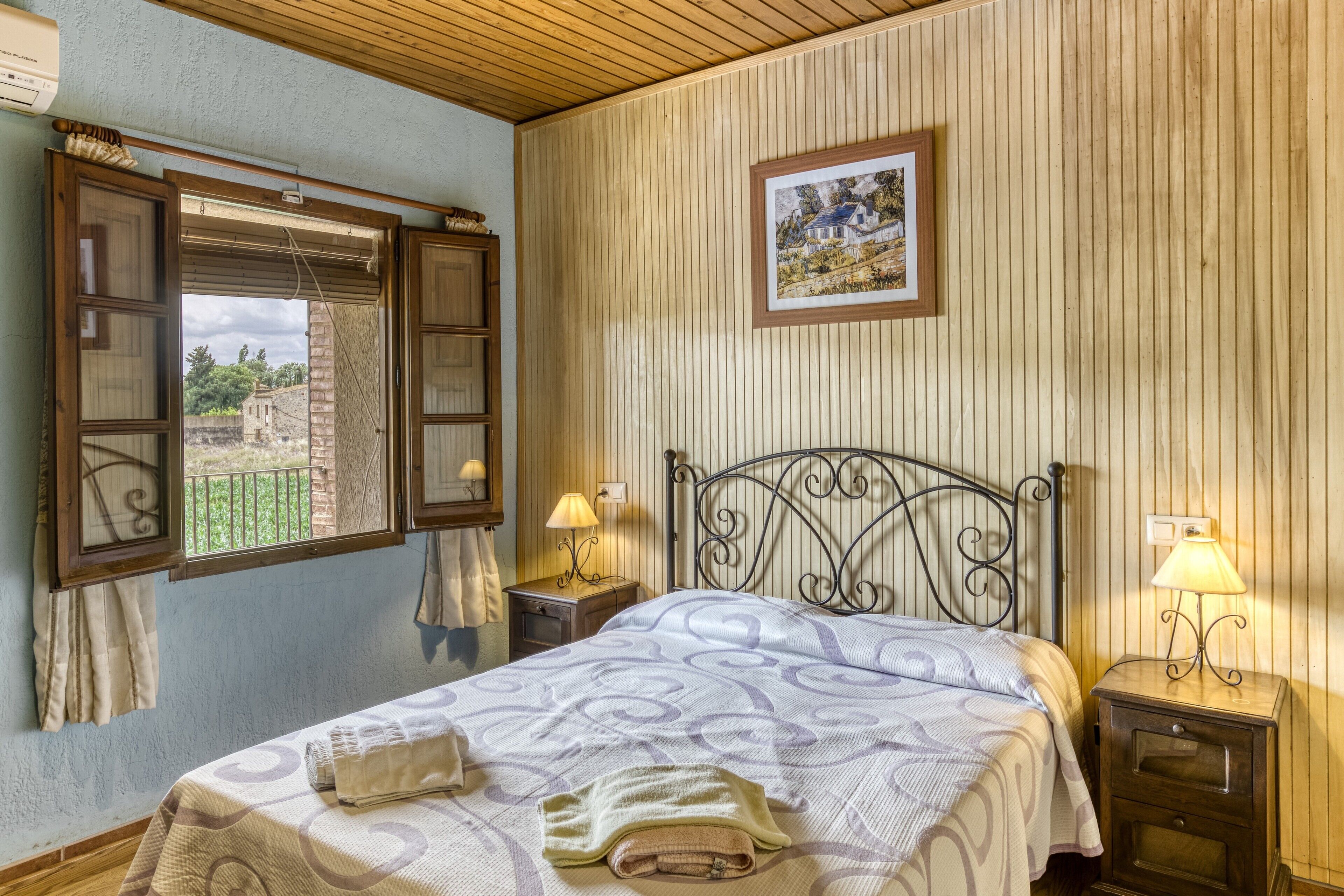 2 sovrum, strykjärn/strykbräda, gratis wi-fi och sängkläder