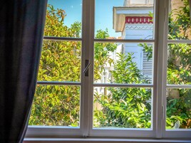 华丽双人房, 海景 | 免费迷你吧物品、客房内保险箱、笔记本电脑工作区、遮光窗帘