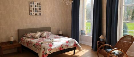 3 chambres, Wi-Fi gratuit, draps fournis