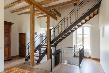 Interior. Bed and Breakfast 'Double' with Shared Terrace, Private Garden and Wi-Fi