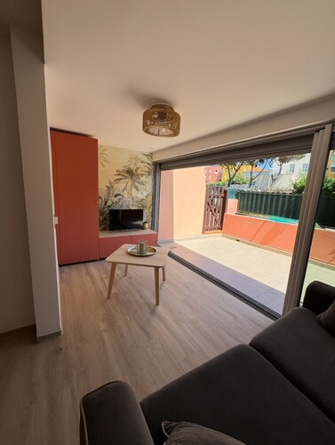 T2bis - Cap d'Agde - 40 m² with terrace, swimming pool, parking & 200 m from the beach