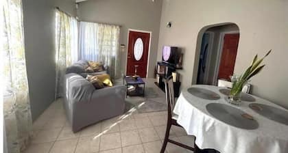 A Cozy Cottage located on the beautiful island of Antigua, close to shops/beach.