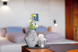 Free WiFi, bed sheets - Studio 'Röfen Mittelröfen' with Mountain View, Shared Terrace and Wi-Fi (Rovena)