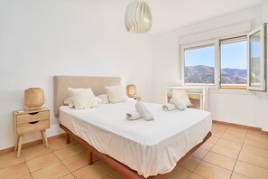 2 soverom, strykejern/-brett, wi-fi (inkludert) og sengetøy