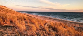 La Maison de Léandre – Piscine chauffée et climatisation au cœur du Médoc