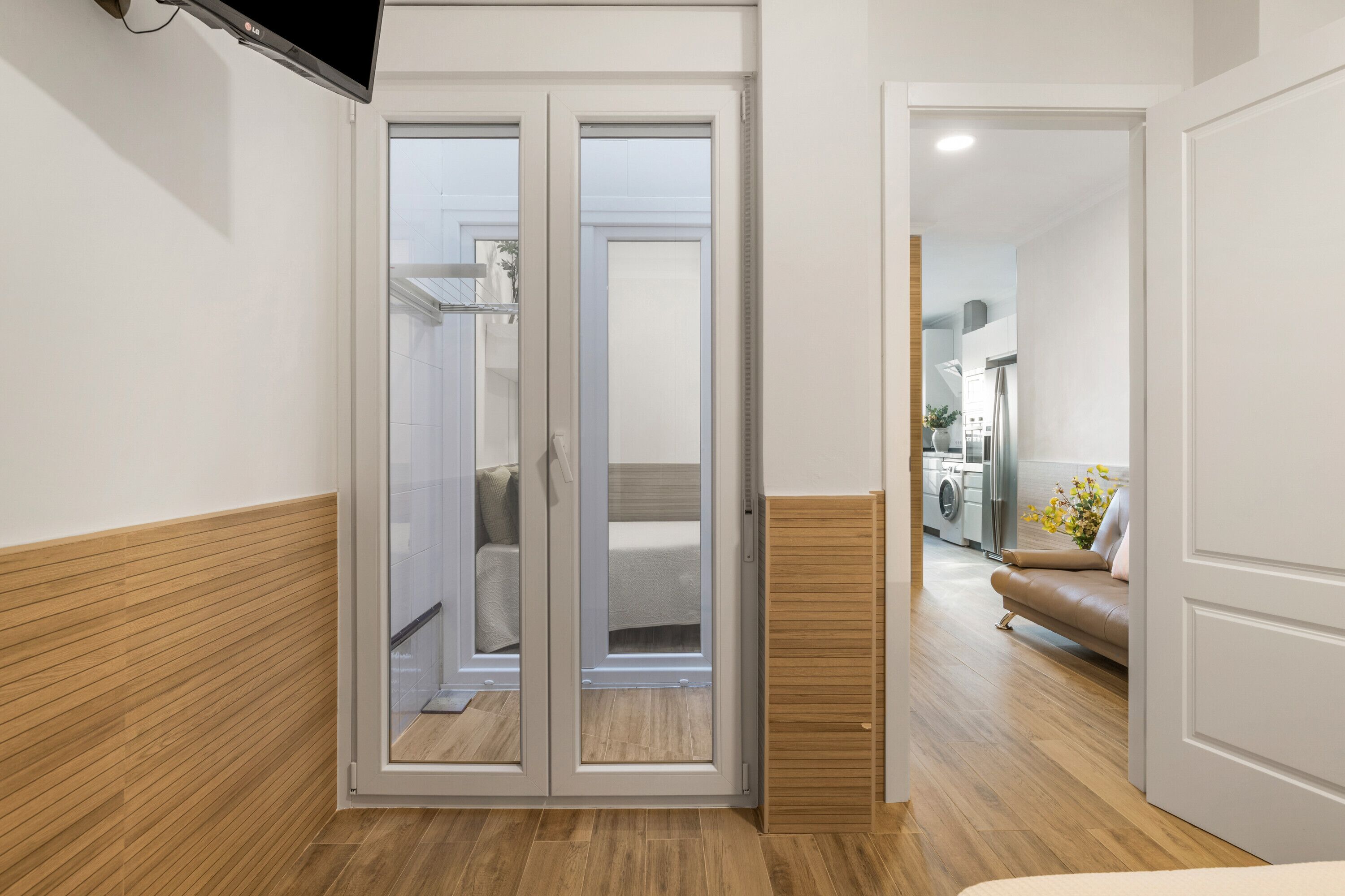 1 slaapkamer, een strijkplank/strijkijzer, gratis wifi, beddengoed