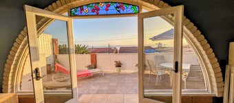 Baja Malibu Beach house - epic surf, pet and family friendly