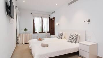 5 chambres, fer et planche Ă repasser, Wi-Fi gratuit, draps fournis