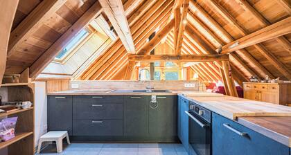 Chalet 'La Grange Des Flocons' avec vue sur la montagne, terrasse privée et jardin privé
