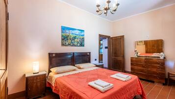 3 chambres, fer et planche Ă repasser, Wi-Fi gratuit, draps fournis