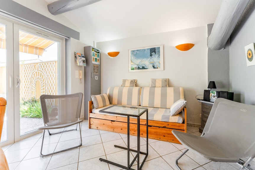 Holiday Home "Le Soleillant Haven Of Peace" With Shared Pool, Wi-fi, And Air Conditioning - Fontaine-de-Vaucluse