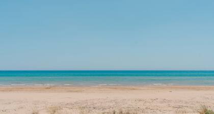 Villa 'The Pearl Of Sicily New Salt Pool' with Sea View and Air Conditioning