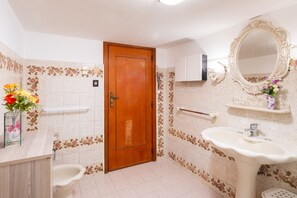 تجهيزات دش، مناشف