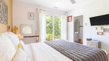 1 bedroom, iron/ironing board, free WiFi, bed sheets