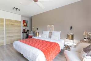 1 soverom, strykejern/-brett, wi-fi (inkludert) og sengetøy