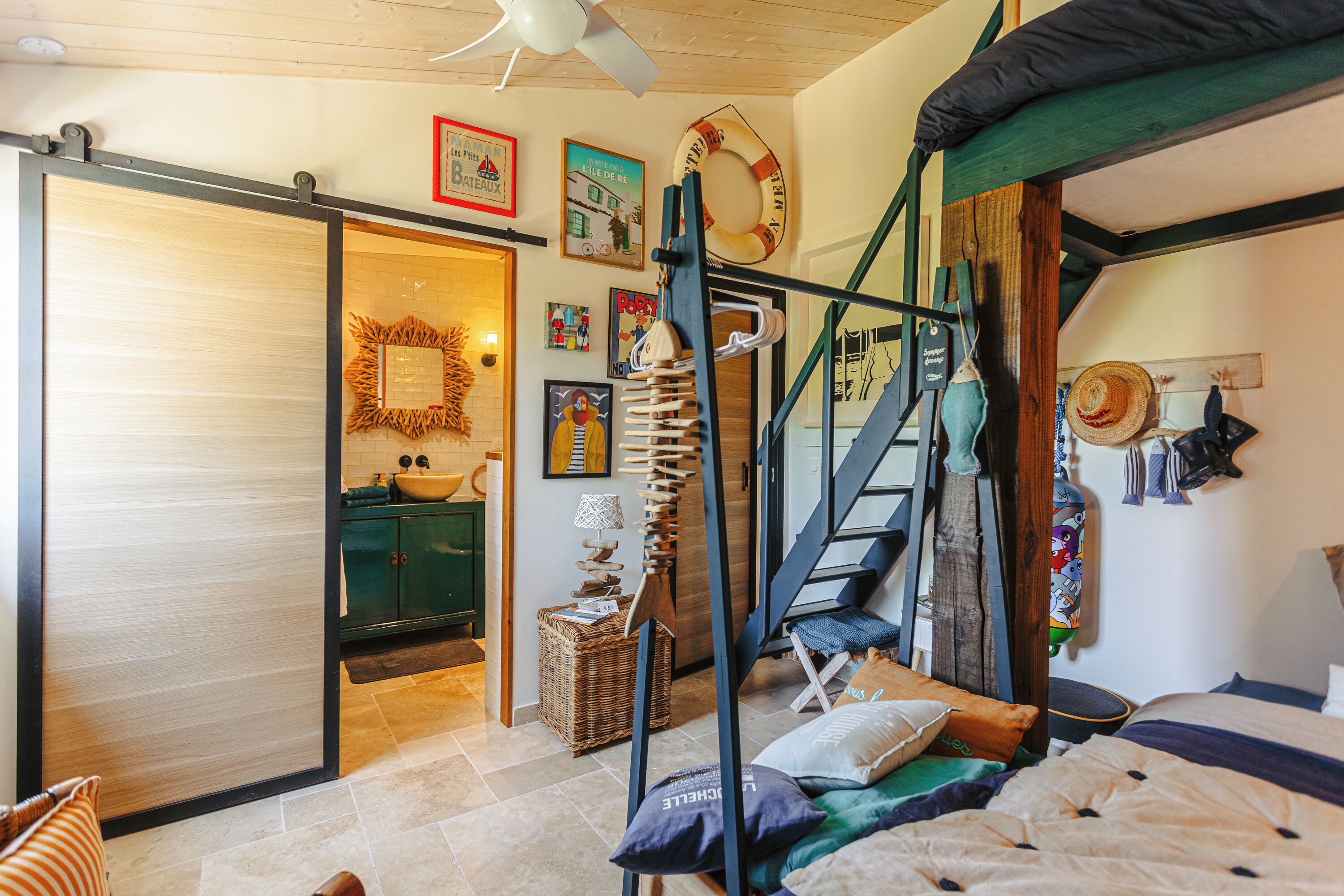 1 chambre, Wi-Fi gratuit, draps fournis