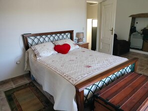 3 sovrum, gratis wi-fi och sängkläder