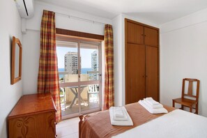 1 camera, ferro/asse da stiro, Wi-Fi gratuito, lenzuola