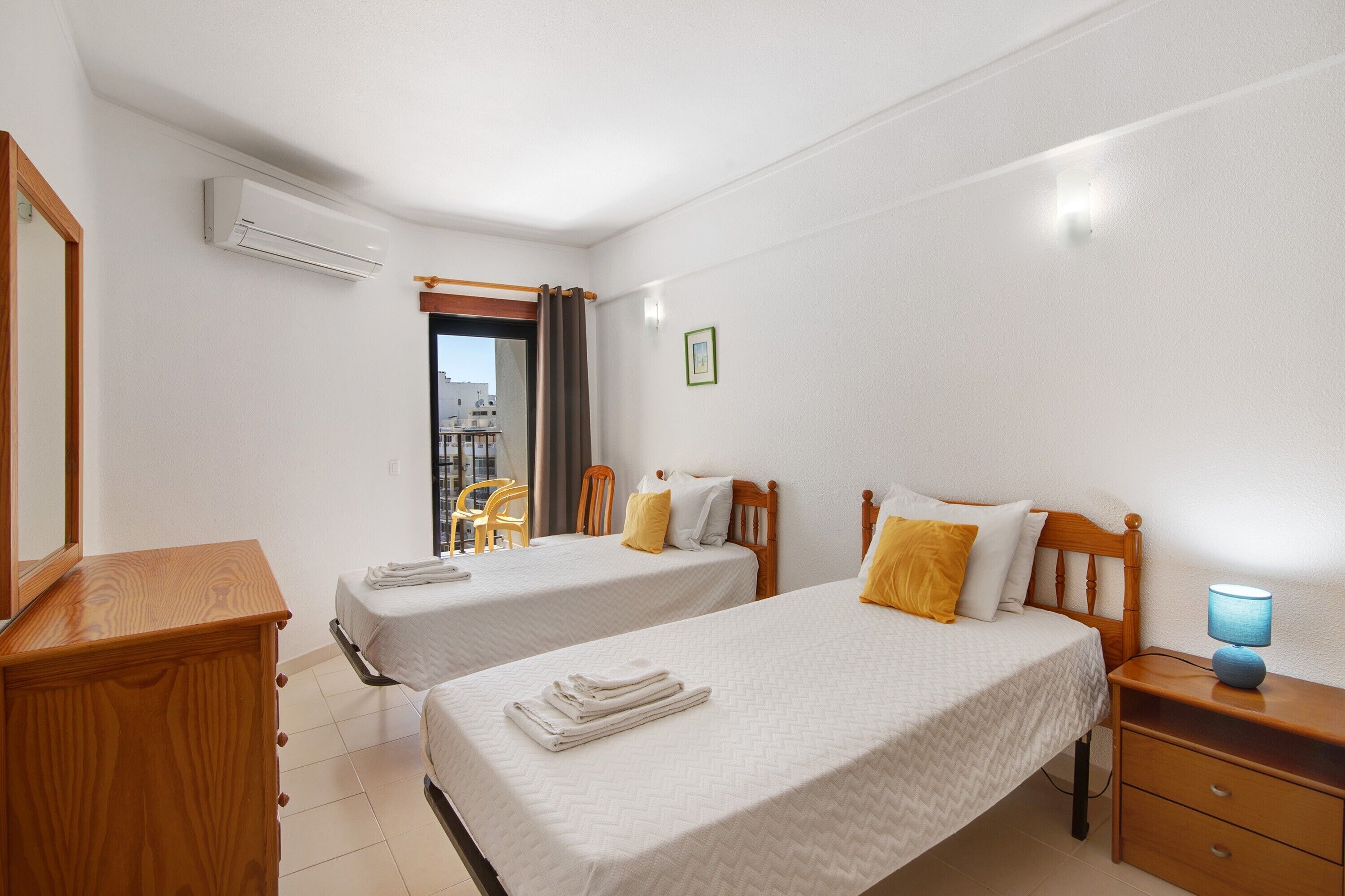1 bedroom, iron/ironing board, WiFi (free), bed sheets