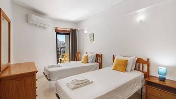 1 Schlafzimmer, Bügeleisen/Bügelbrett, kostenloses WLAN, Bettwäsche