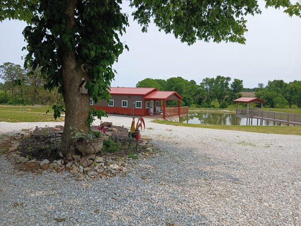 Property grounds - New tiny home in an incredible private setting among all nature has to offer. (Kirksville)
