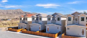 Coastal Getaway Unit 5.