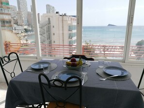 Dining - Sea Views and Beach Just Steps Away (Benidorm)