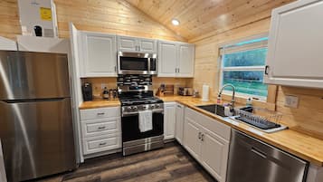 Micro-ondes, four, plaque de cuisson, lave-vaisselle