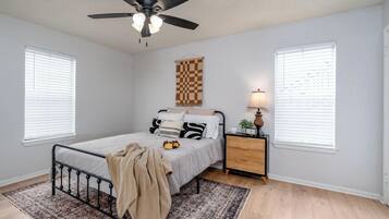 2 chambres, Wi-Fi gratuit, draps fournis