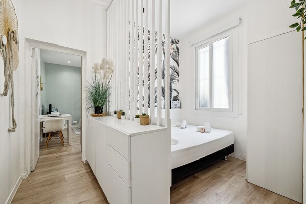 1 bedroom, iron/ironing board, WiFi, bed sheets