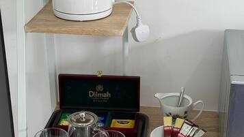 Kaffee und/oder Kaffeemaschine