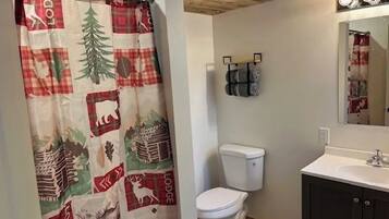 Dusche, Handtücher, Toilettenpapier