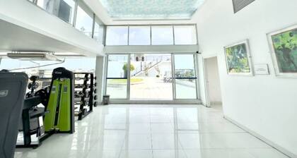 500sqft,7 Luxury Apartment for 4 people, Bashundhara
