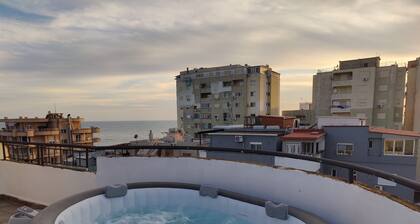 Luxury Penthouse w/ Jacuzzi, Sea View, Billiards – Eagle’s Nest Vollga