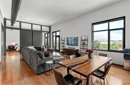 Modern Luxury West Des Moines Condo