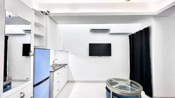 Bàn ủi/dụng cụ ủi quần áo, truy cập Internet không dây miễn phí