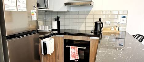 Fridge, microwave, oven, dishwasher