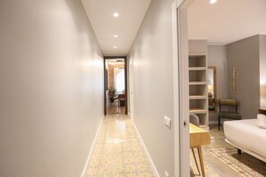 Planxa i posts de planxar i wifi gratuïta 