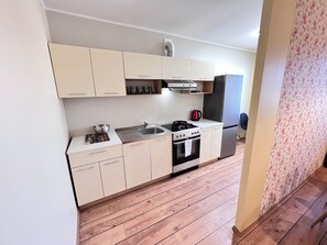 Kühlschrank, Herdplatte