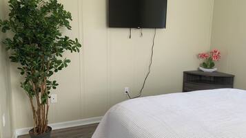 1 bedroom, iron/ironing board, travel crib, free WiFi