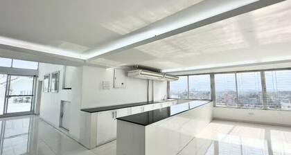 300 sq.ft 7 Cozy Apt with Pool-Gym