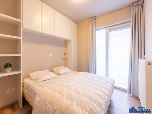 Apartment - South-facing Apartment for 4 Guests (Koksijde)
