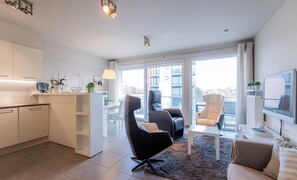 Apartment | Living room - South-facing Apartment for 4 Guests (Koksijde)