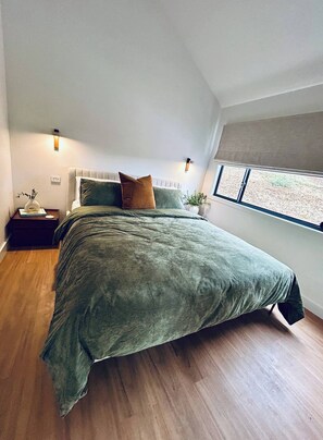 2 habitaciones, tabla de planchar con plancha y wifi gratis 