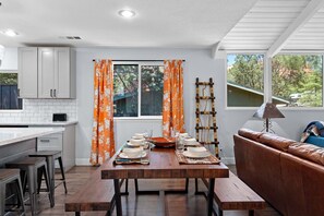 Dining - Hike from front door to A+ trails; BBQ yard & more (Sedona)