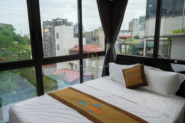 Superior Room, City View | Desk, free WiFi